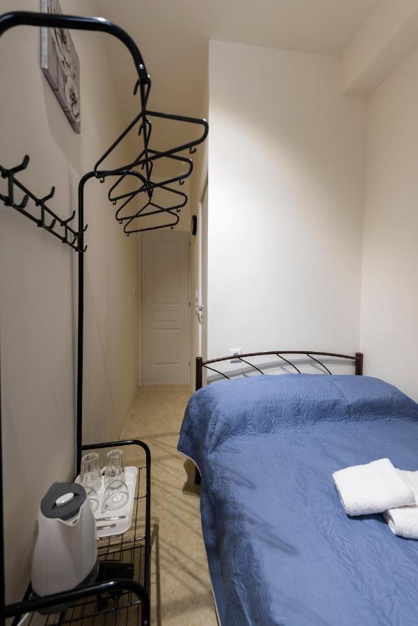 Апартаменты Pure Urban Bedboxes Acropolis Metro Petralona Афины Экстерьер фото