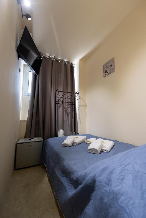 Апартаменты Pure Urban Bedboxes Acropolis Metro Petralona Афины Экстерьер фото