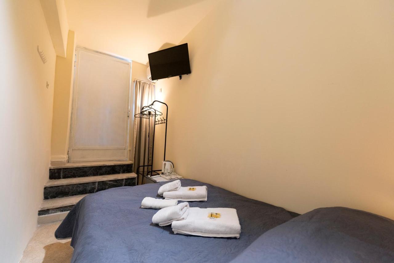 Апартаменты Pure Urban Bedboxes Acropolis Metro Petralona Афины Экстерьер фото