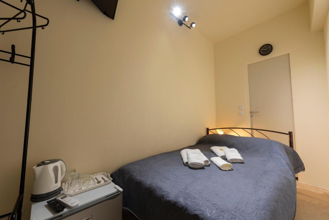 Апартаменты Pure Urban Bedboxes Acropolis Metro Petralona Афины Экстерьер фото